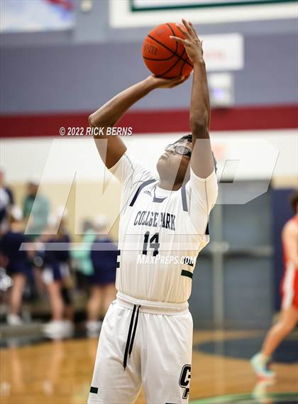 Thumbnail 3 in College Park vs The Woodlands photogallery.
