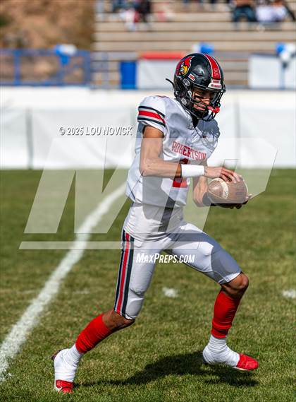 Thumbnail 1 in Robertson @ St. Michael's photogallery.