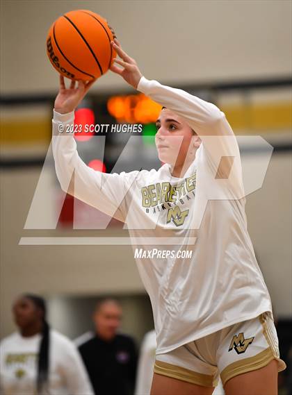 Thumbnail 3 in Father Ryan @ Mount Juliet photogallery.