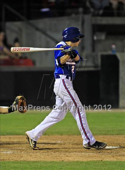 Thumbnail 2 in Whiteville vs. Randleman (NCHSAA 2A State Final - Game 1) photogallery.
