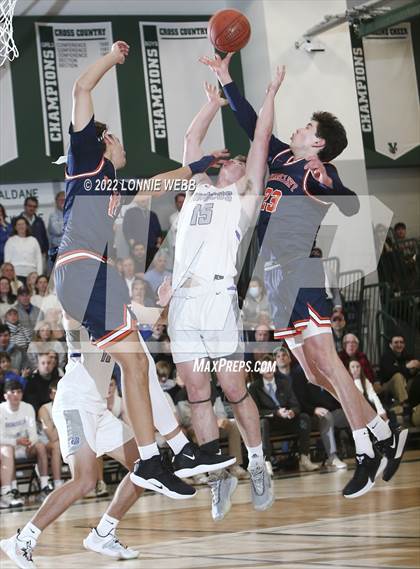 Thumbnail 3 in Bronxville vs Briarcliff (Section 1 Class B Final) photogallery.
