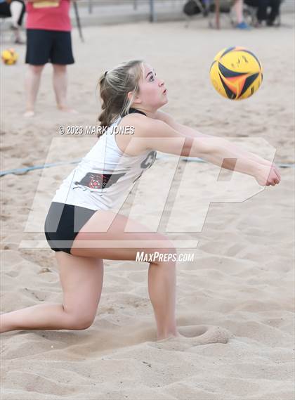 Thumbnail 3 in Coconino @ Northwest Christian photogallery.