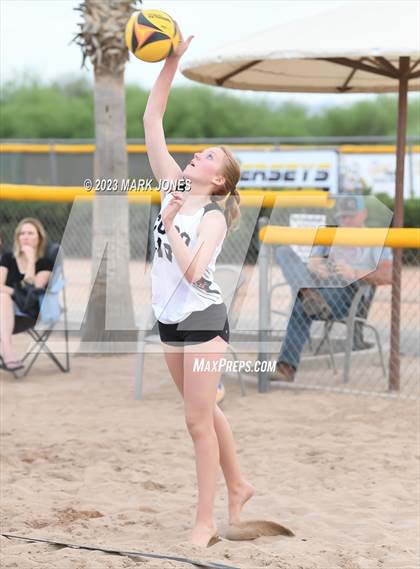 Thumbnail 3 in Coconino @ Northwest Christian photogallery.