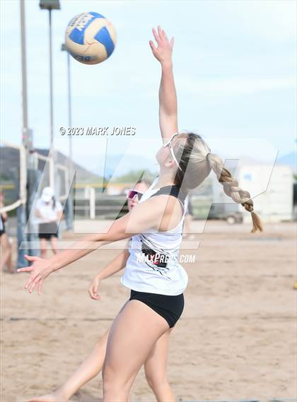 Thumbnail 3 in Coconino @ Northwest Christian photogallery.