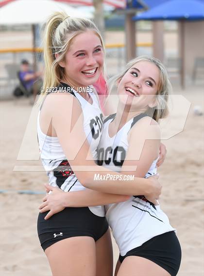 Thumbnail 3 in Coconino @ Northwest Christian photogallery.