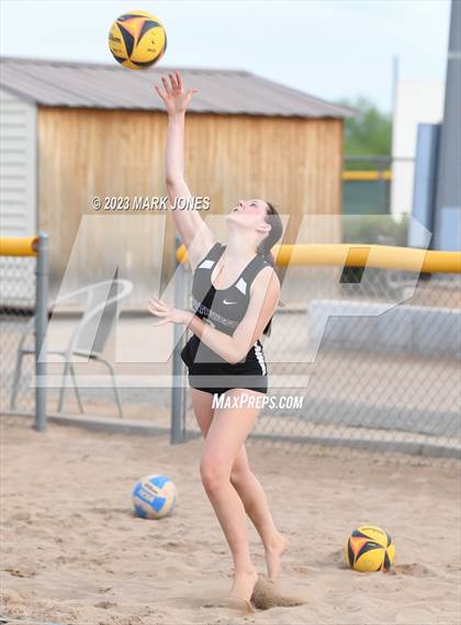 Thumbnail 3 in Coconino @ Northwest Christian photogallery.