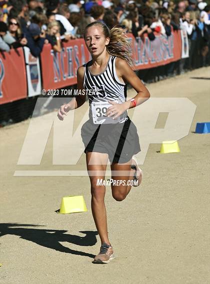 Thumbnail 1 in NCHSAA 3A Championship photogallery.