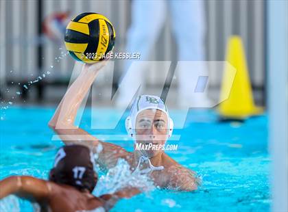 Thumbnail 2 in Long Beach Poly @ Crespi photogallery.