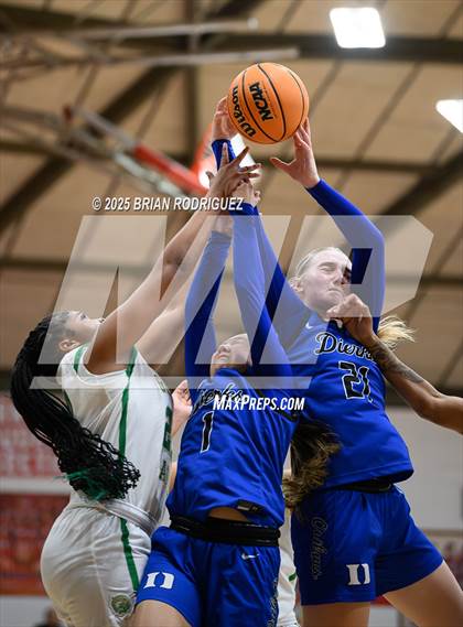 Thumbnail 1 in Greene County Tech vs. Dierks (Cavenaugh Classic) photogallery.