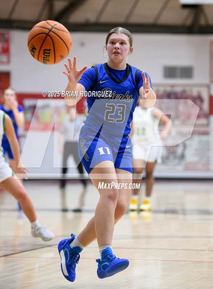 Thumbnail 2 in Greene County Tech vs. Dierks (Cavenaugh Classic) photogallery.