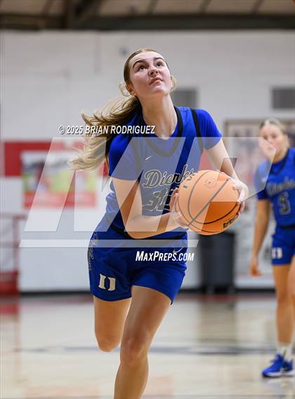 Thumbnail 1 in Greene County Tech vs. Dierks (Cavenaugh Classic) photogallery.