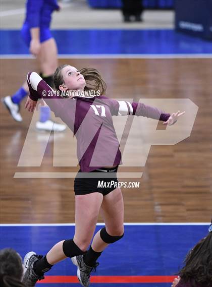 Thumbnail 2 in Evergreen vs. Cheyenne Mountain (CHSAA 4A Playoff) photogallery.