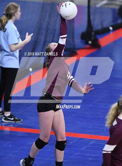 Thumbnail 2 in Evergreen vs. Cheyenne Mountain (CHSAA 4A Playoff) photogallery.