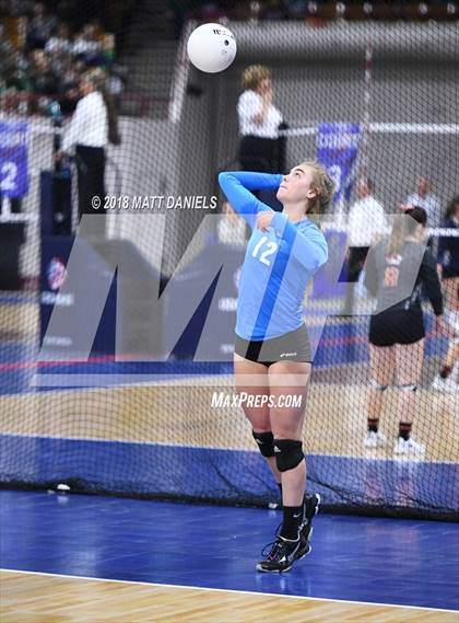 Thumbnail 2 in Evergreen vs. Cheyenne Mountain (CHSAA 4A Playoff) photogallery.