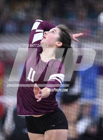 Thumbnail 2 in Evergreen vs. Cheyenne Mountain (CHSAA 4A Playoff) photogallery.