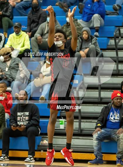 Thumbnail 2 in Benton Harbor vs. Edison Academy photogallery.