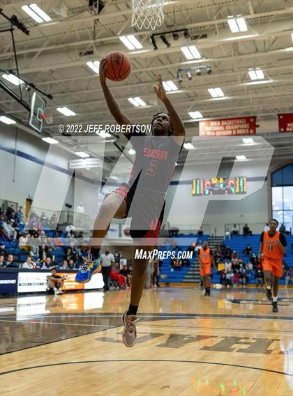 Thumbnail 3 in Benton Harbor vs. Edison Academy photogallery.