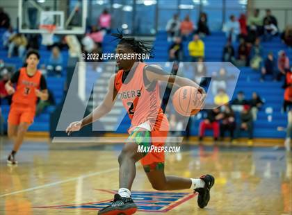 Thumbnail 3 in Benton Harbor vs. Edison Academy photogallery.