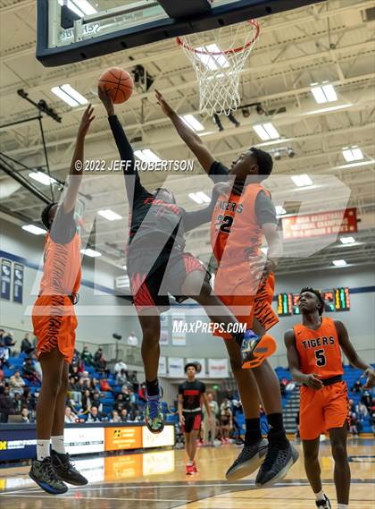 Thumbnail 1 in Benton Harbor vs. Edison Academy photogallery.