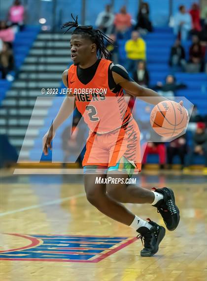 Thumbnail 1 in Benton Harbor vs. Edison Academy photogallery.