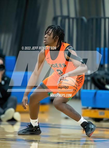 Thumbnail 1 in Benton Harbor vs. Edison Academy photogallery.