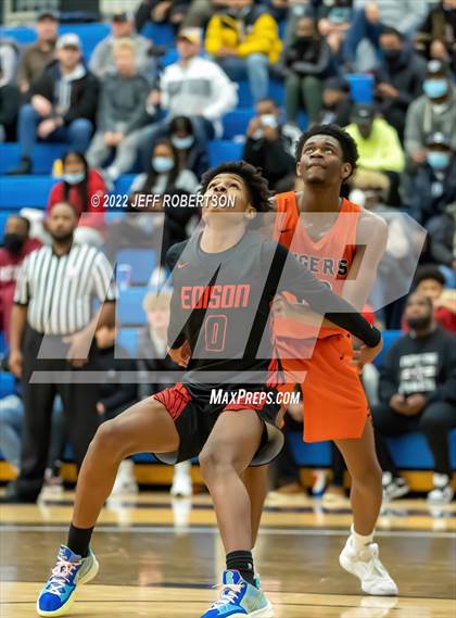 Thumbnail 2 in Benton Harbor vs. Edison Academy photogallery.