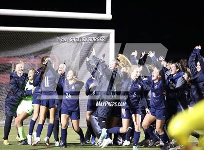 Thumbnail 1 in Warde vs. Staples (CIAC Class LL Semifinal round) photogallery.