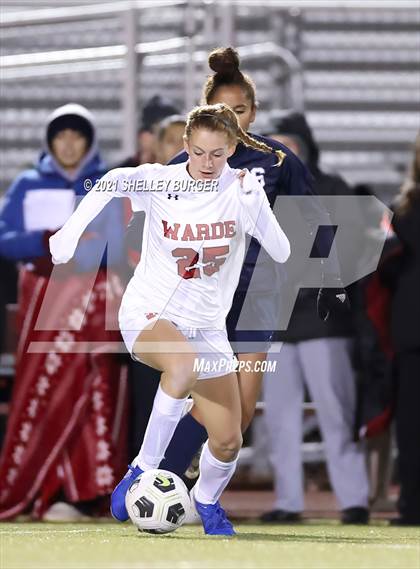 Thumbnail 1 in Warde vs. Staples (CIAC Class LL Semifinal round) photogallery.