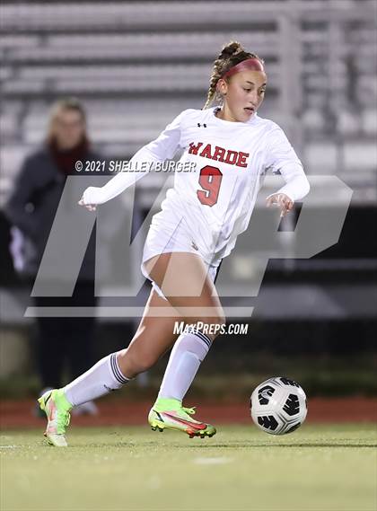 Thumbnail 1 in Warde vs. Staples (CIAC Class LL Semifinal round) photogallery.