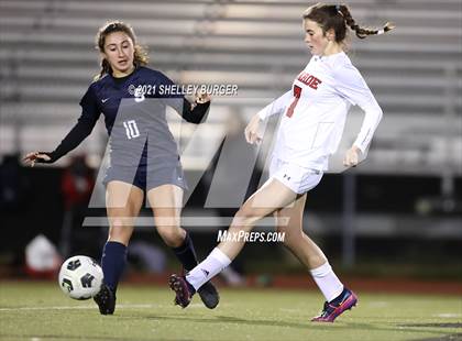 Thumbnail 3 in Warde vs. Staples (CIAC Class LL Semifinal round) photogallery.