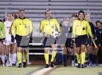 Thumbnail 2 in Warde vs. Staples (CIAC Class LL Semifinal round) photogallery.