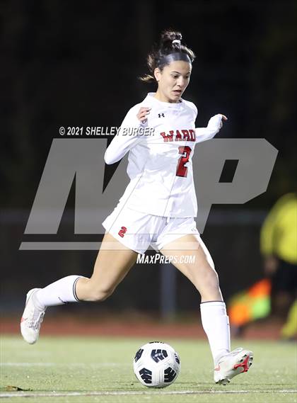 Thumbnail 3 in Warde vs. Staples (CIAC Class LL Semifinal round) photogallery.
