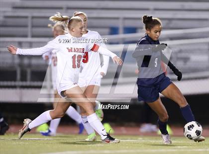 Thumbnail 3 in Warde vs. Staples (CIAC Class LL Semifinal round) photogallery.