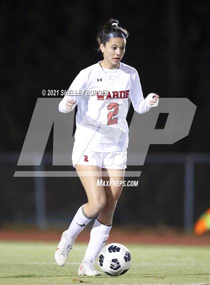 Thumbnail 2 in Warde vs. Staples (CIAC Class LL Semifinal round) photogallery.