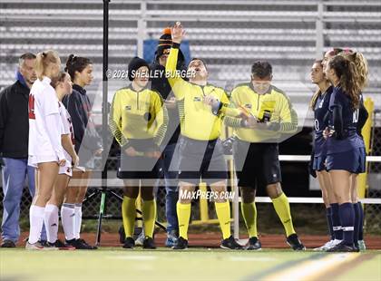Thumbnail 1 in Warde vs. Staples (CIAC Class LL Semifinal round) photogallery.
