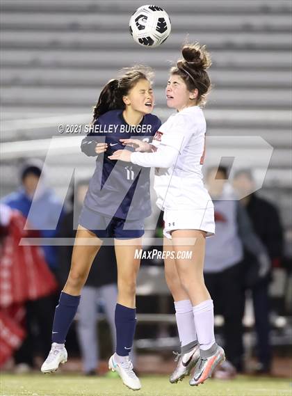 Thumbnail 3 in Warde vs. Staples (CIAC Class LL Semifinal round) photogallery.