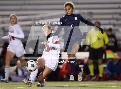 Thumbnail 2 in Warde vs. Staples (CIAC Class LL Semifinal round) photogallery.