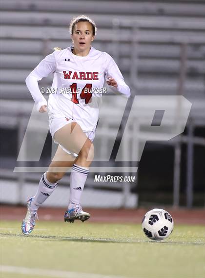 Thumbnail 2 in Warde vs. Staples (CIAC Class LL Semifinal round) photogallery.