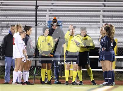 Thumbnail 2 in Warde vs. Staples (CIAC Class LL Semifinal round) photogallery.