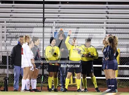 Thumbnail 3 in Warde vs. Staples (CIAC Class LL Semifinal round) photogallery.