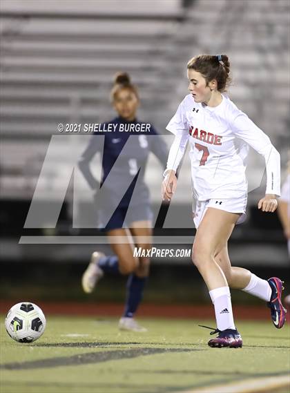 Thumbnail 1 in Warde vs. Staples (CIAC Class LL Semifinal round) photogallery.
