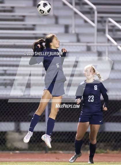 Thumbnail 2 in Warde vs. Staples (CIAC Class LL Semifinal round) photogallery.