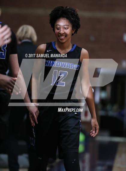 Thumbnail 3 in Windward vs Ribet Academy photogallery.