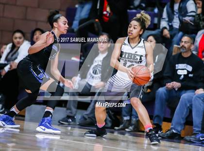 Thumbnail 2 in Windward vs Ribet Academy photogallery.