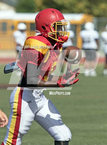 Thumbnail 3 in Hemet @ Shadow Hills photogallery.