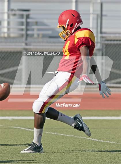 Thumbnail 1 in Hemet @ Shadow Hills photogallery.