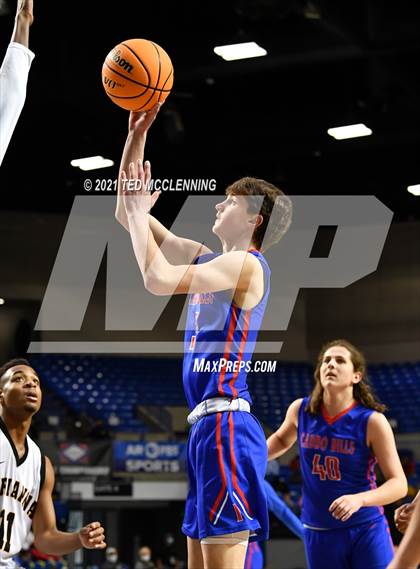 Thumbnail 2 in Lee vs. Caddo Hills (AAA 2A Final) photogallery.