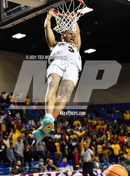 Thumbnail 3 in Lee vs. Caddo Hills (AAA 2A Final) photogallery.