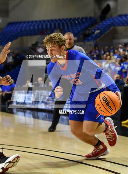 Thumbnail 1 in Lee vs. Caddo Hills (AAA 2A Final) photogallery.