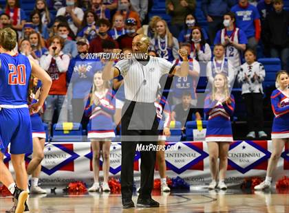 Thumbnail 3 in Lee vs. Caddo Hills (AAA 2A Final) photogallery.